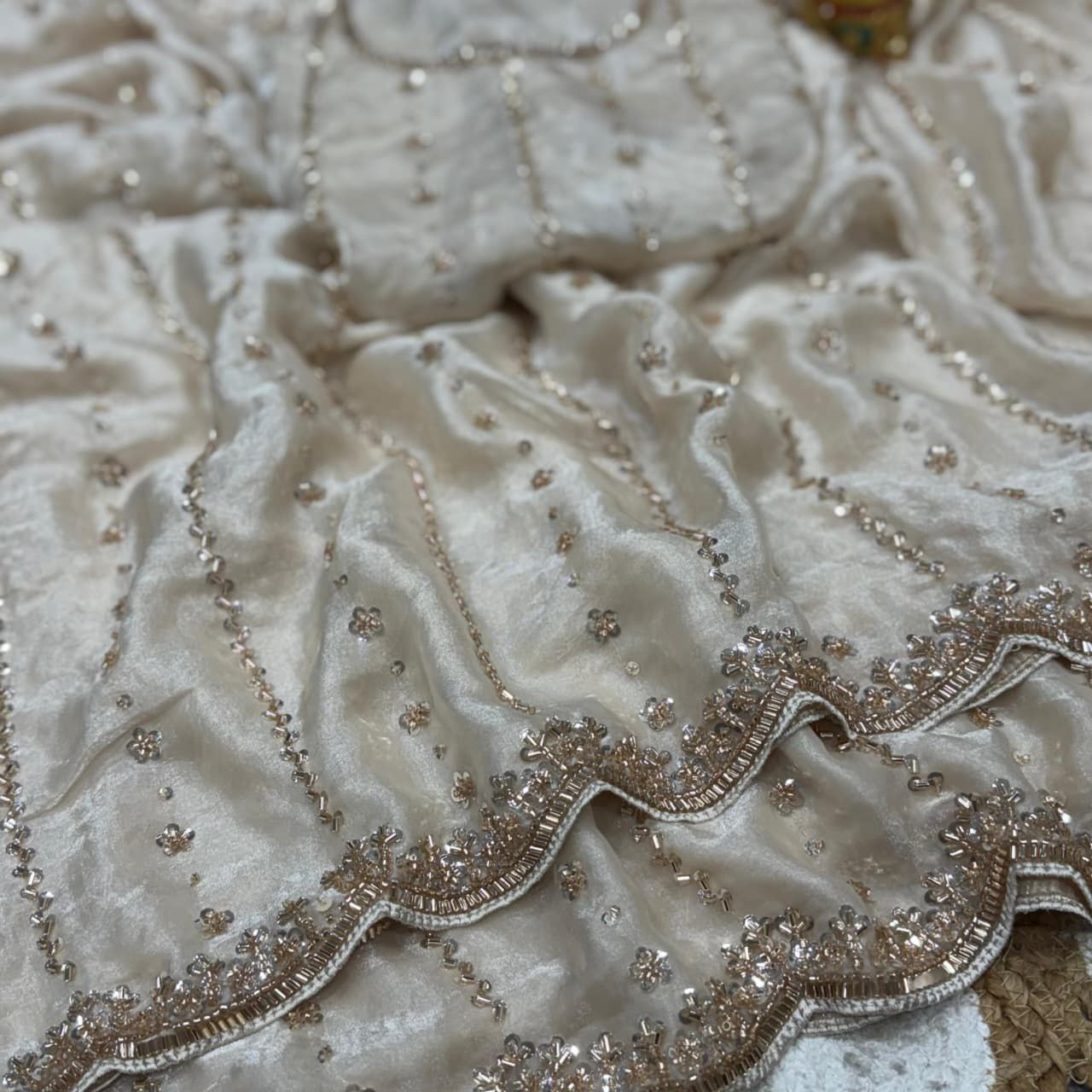 Beige Silk Saree Roohri