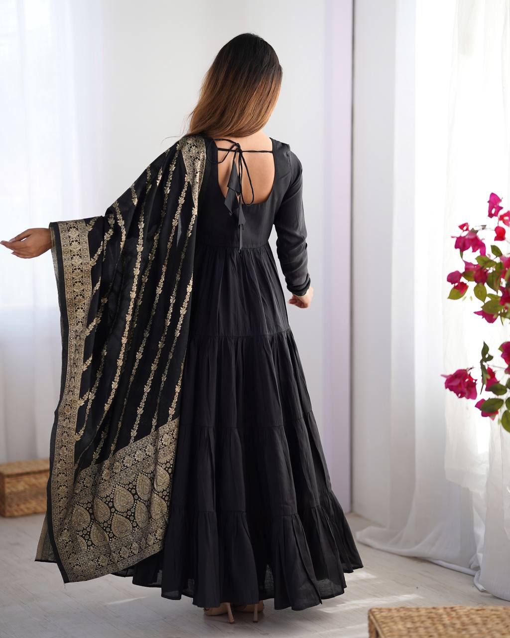 Black Anarkali Suit Set Roohri
