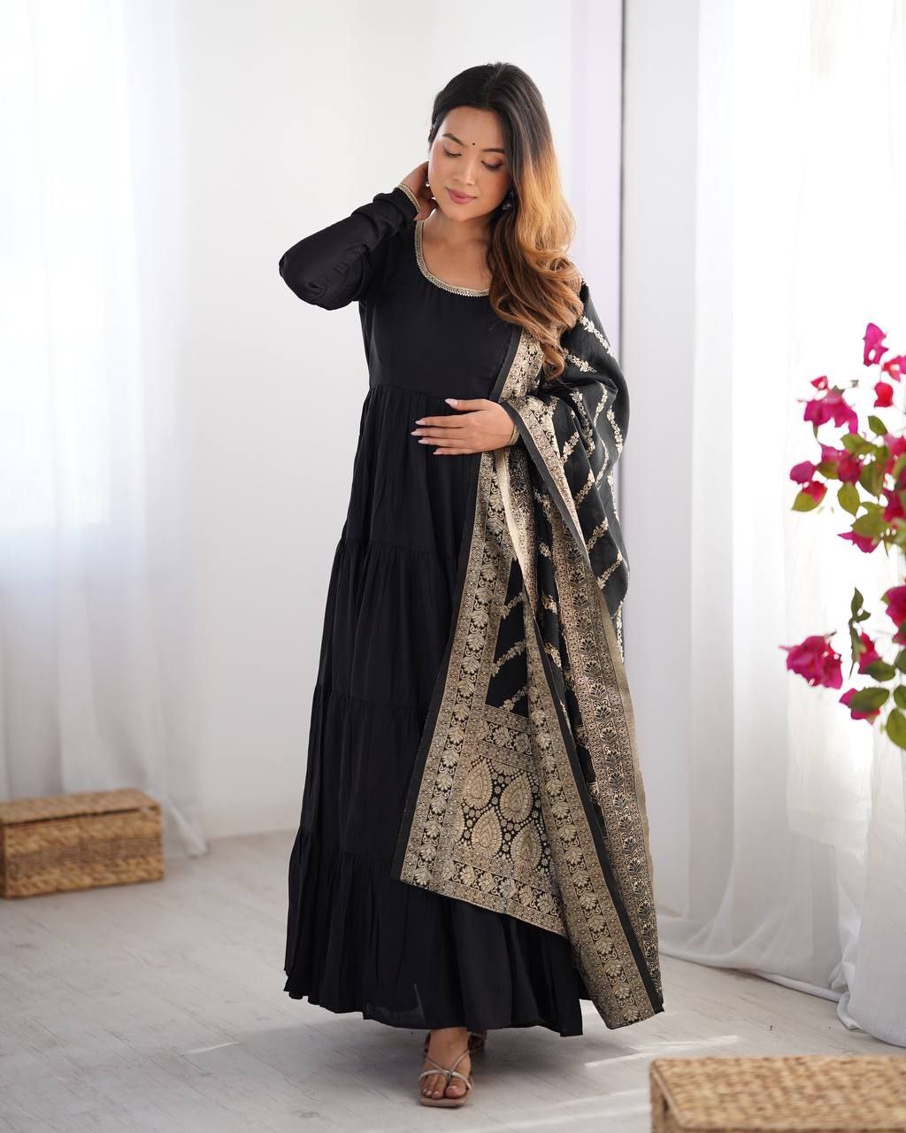 Black Anarkali Suit Set Roohri