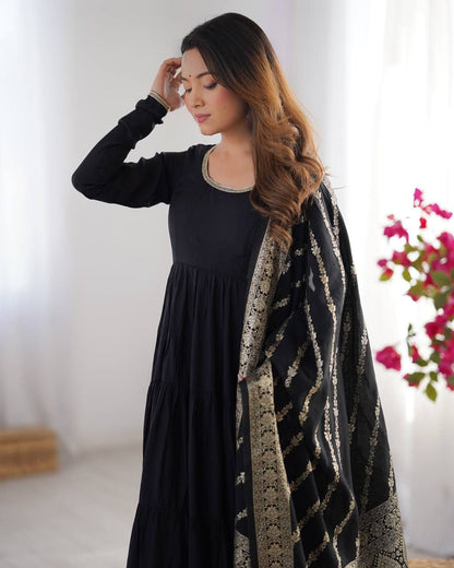 Black Anarkali Suit Set Roohri