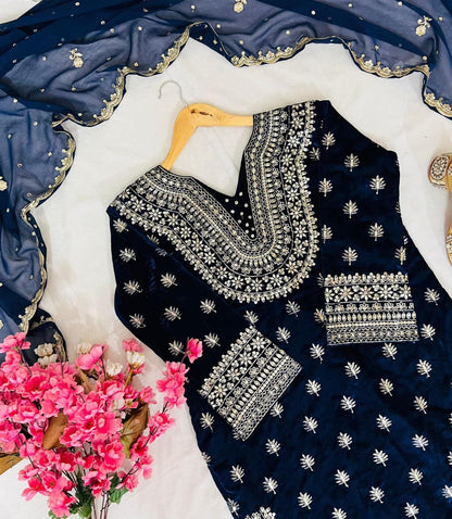 Blue Velvet Suit Set Roohri