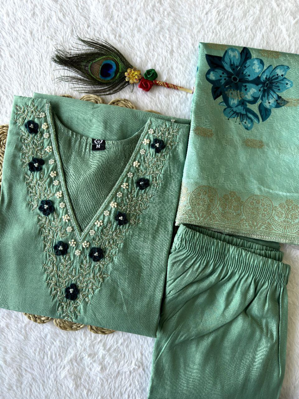 Green Suit Set Roohri