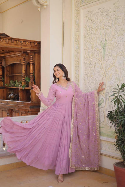 Lavender Anarkali Dupatta Set Roohri