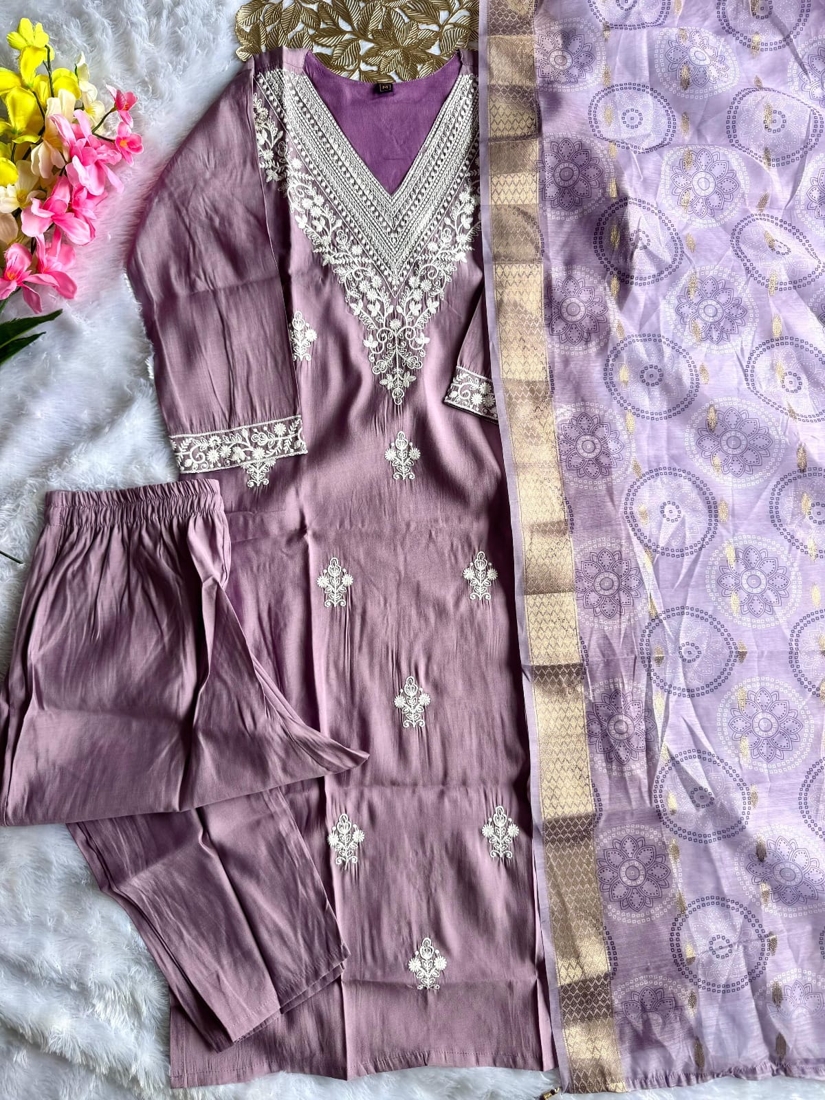 Lavender Suit Set Roohri