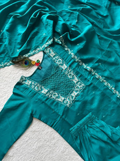 Rama Green Suit Set Roohri