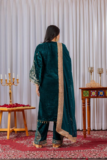 Rama Green Velvet Suit Set Roohri