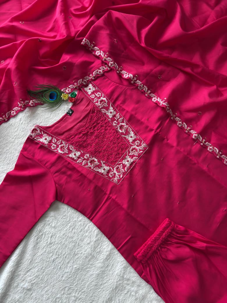 Rani Pink Suit Set Roohri
