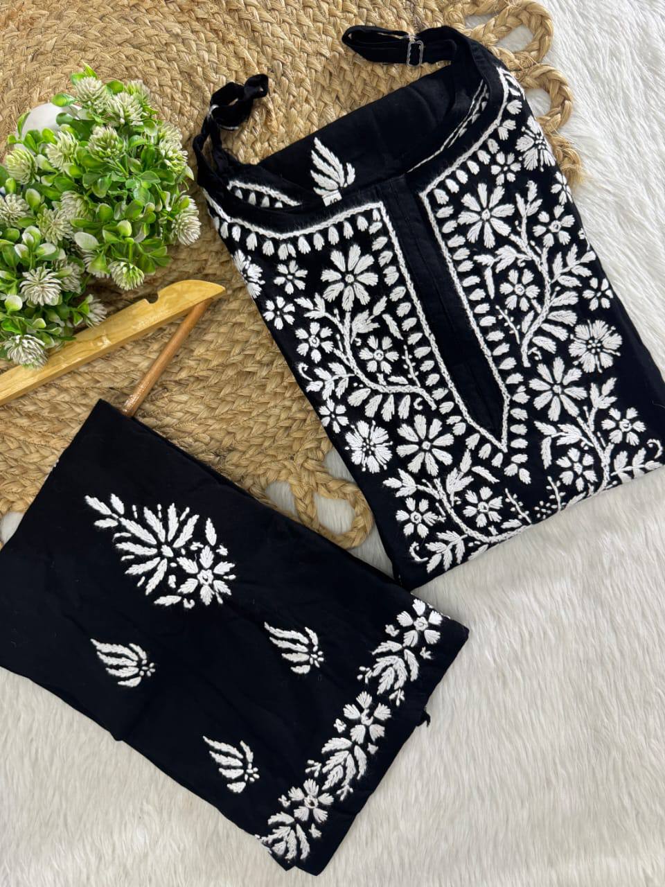 Rayon Chikankari Kurti Set Roohri