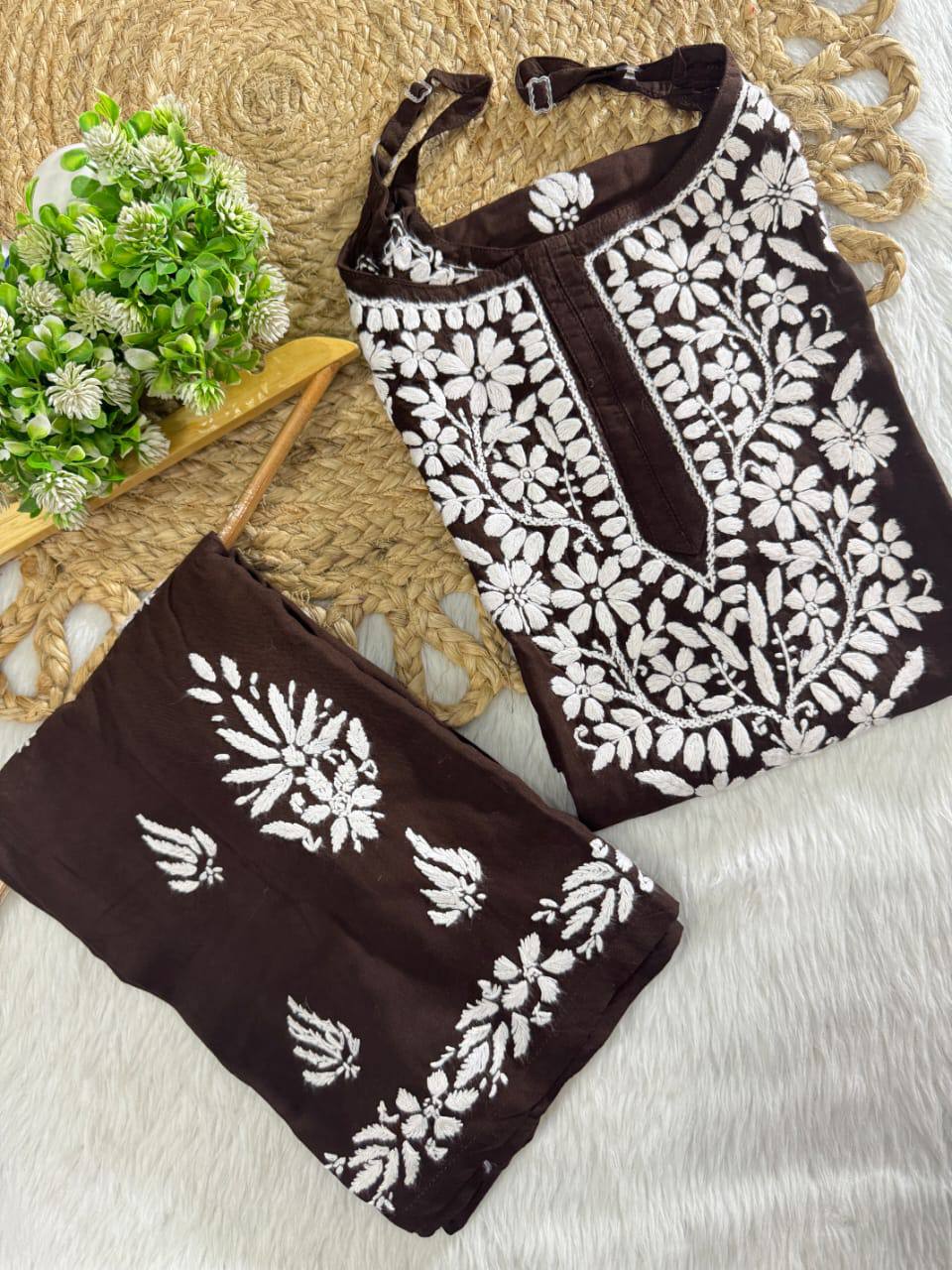 Rayon Chikankari Kurti Set Roohri