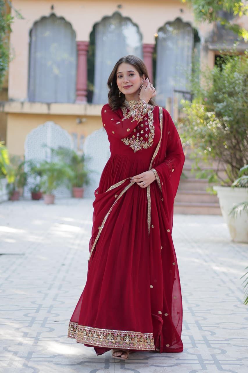 Maroon Anarkali Dupatta Set Roohri
