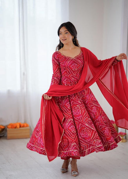 Bhanej Red Anarkali Suit Set Roohri