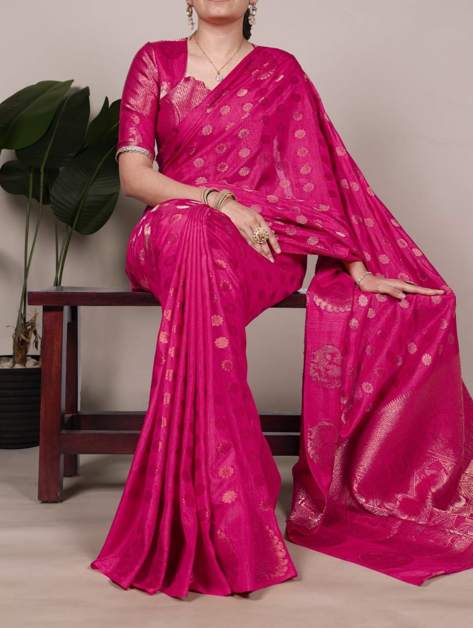 Roop Silk Pink Saree Roohri