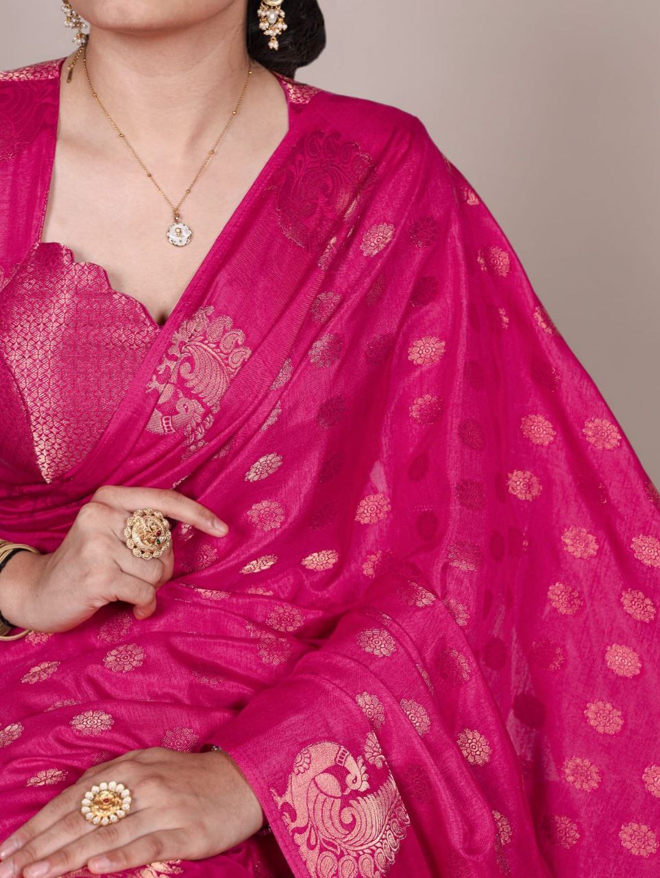 Roop Silk Pink Saree Roohri