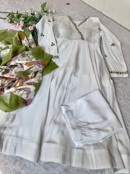 White Anarkali Suit Set Roohri