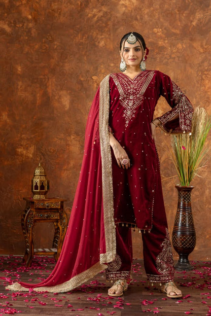 Rani Pink Velvet Suit Set Roohri